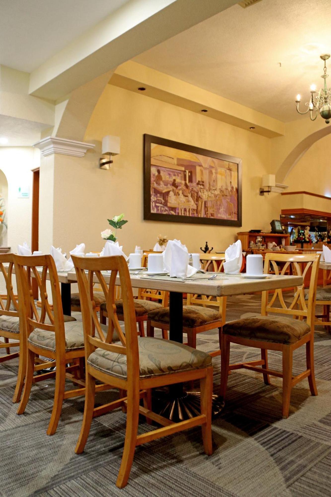 Holiday Inn La Piedad By Ihg Dış mekan fotoğraf