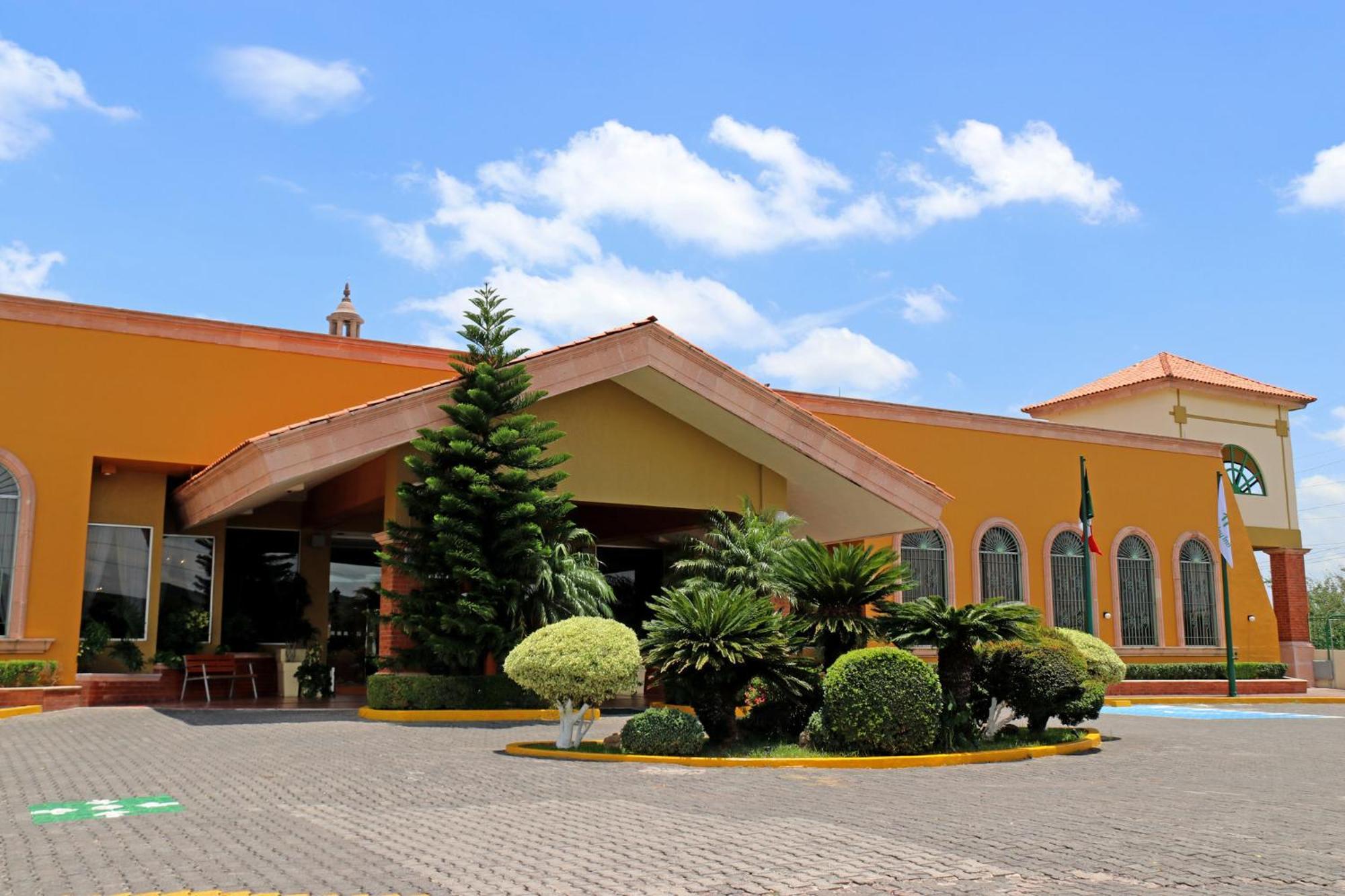 Holiday Inn La Piedad By Ihg Dış mekan fotoğraf
