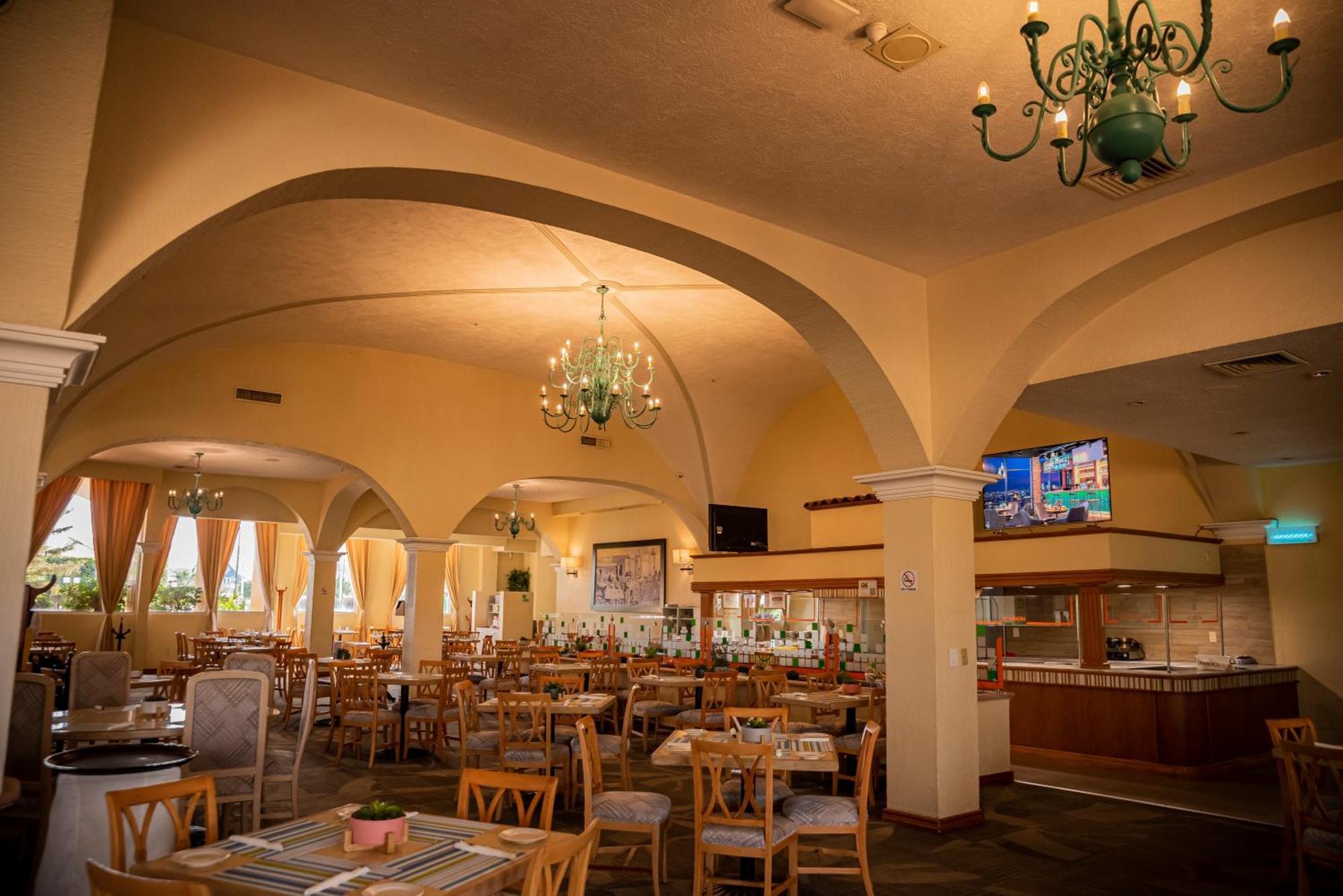 Holiday Inn La Piedad By Ihg Dış mekan fotoğraf