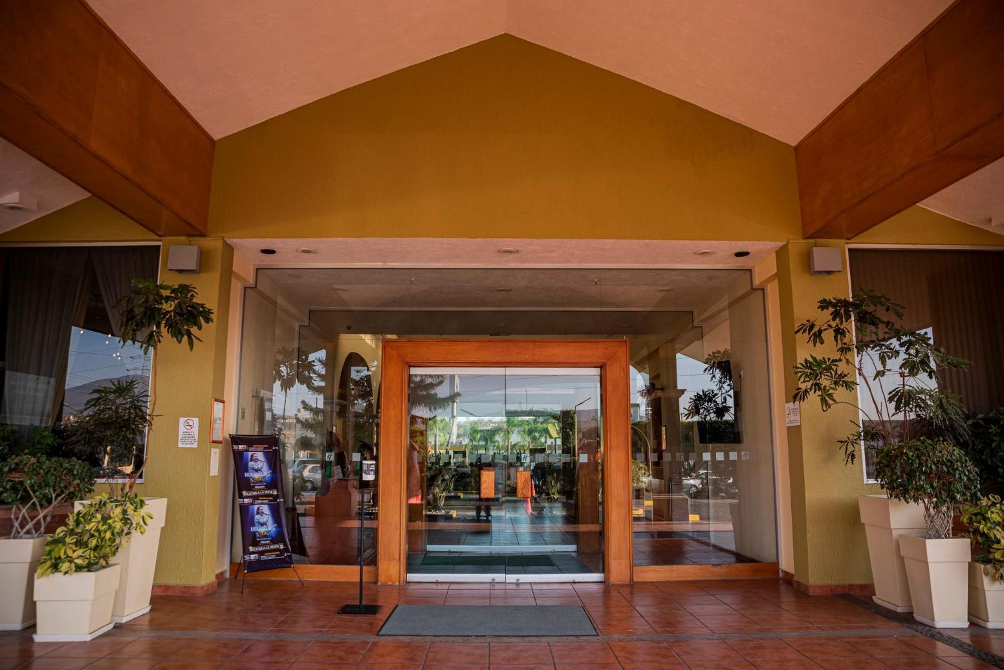 Holiday Inn La Piedad By Ihg Dış mekan fotoğraf