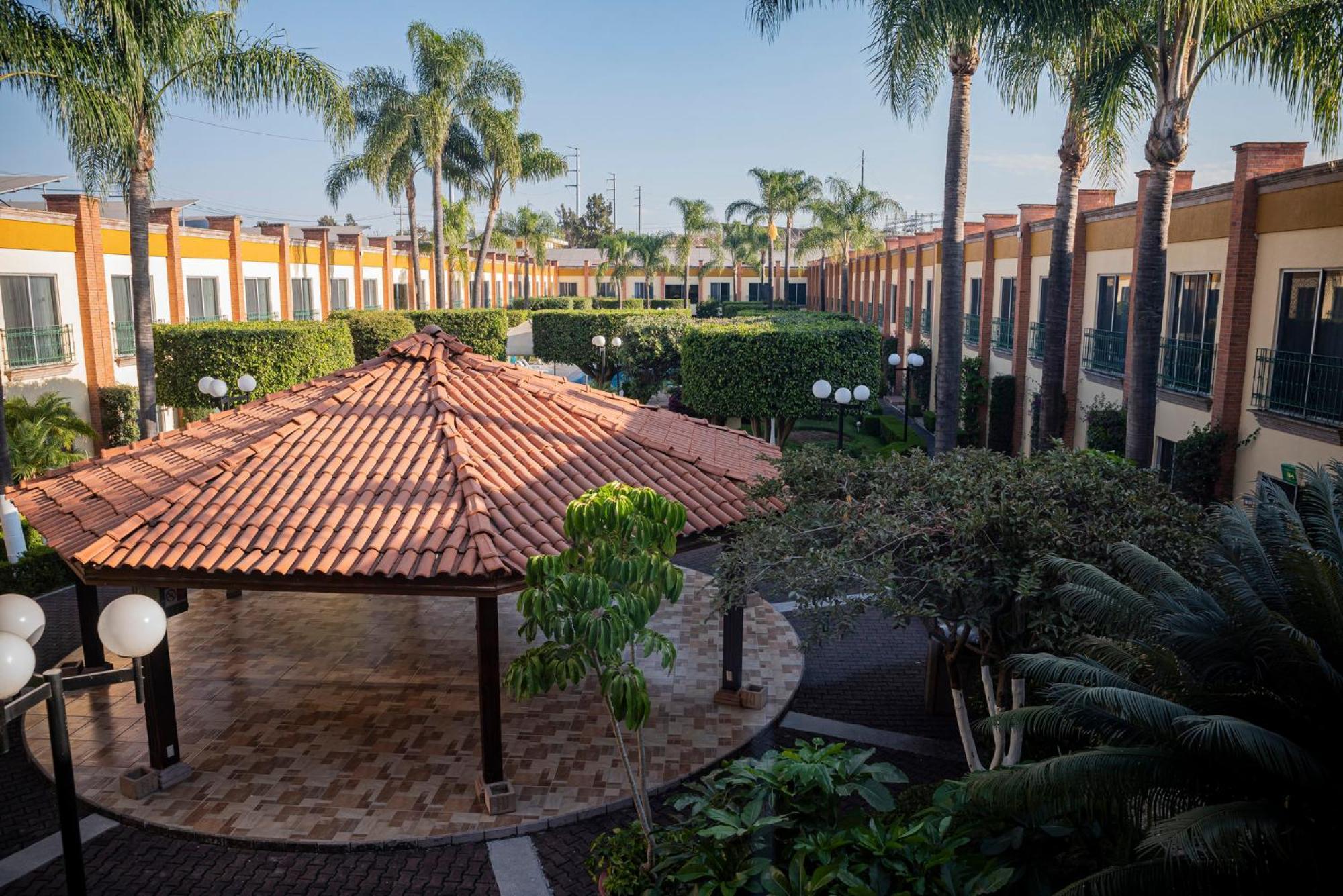 Holiday Inn La Piedad By Ihg Dış mekan fotoğraf