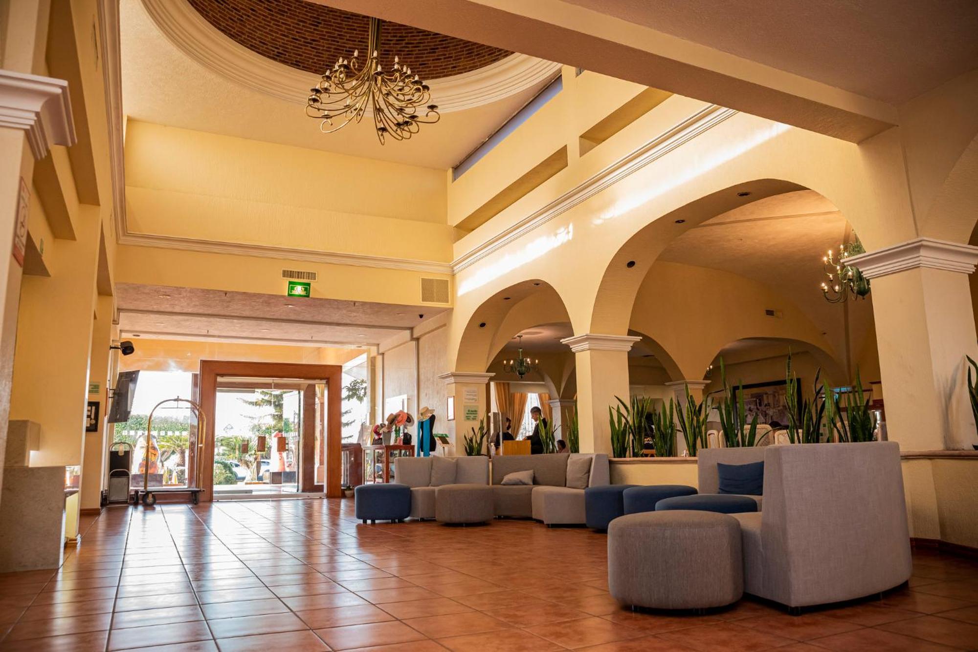 Holiday Inn La Piedad By Ihg Dış mekan fotoğraf